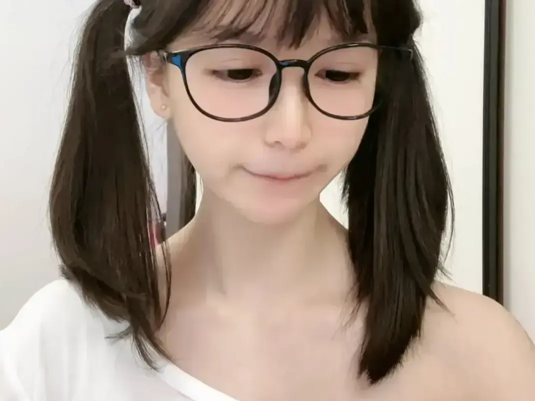 《萌小栖》天才交易员咯咯哒vlog全集-无删减完整版高清免费观看-资源下载极速获取