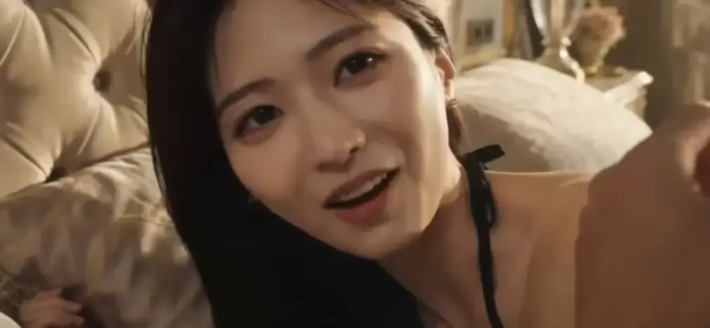 《B中爱情故事》黄豆AI短剧全集完整版免费观看-悸动篇4K高清无删减-百度网盘一键转存资源-影院纯净无广告B中爱情故事